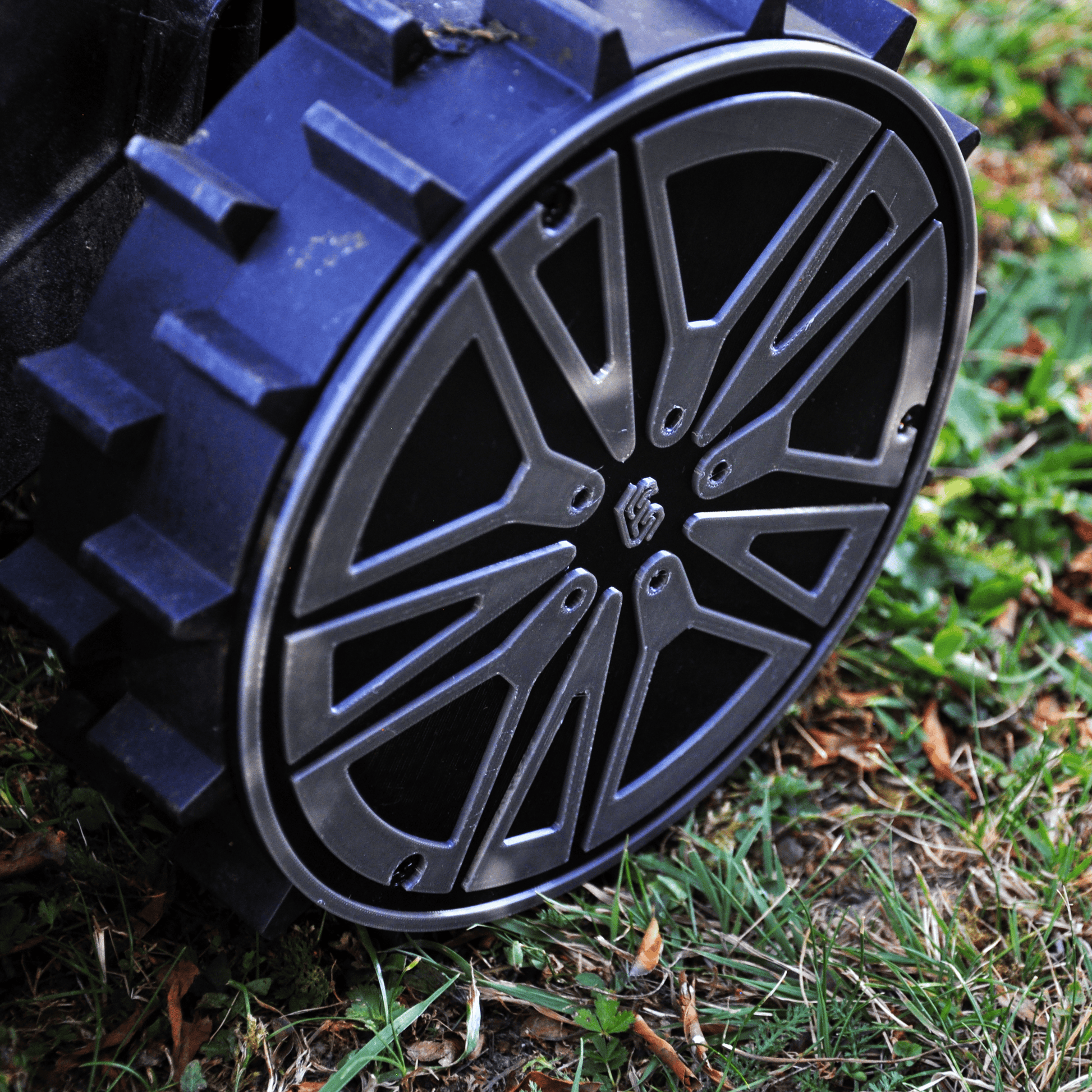 Mammotion Yuka Mini – Radabdeckung im luxuriösen Stil - Exact Designs