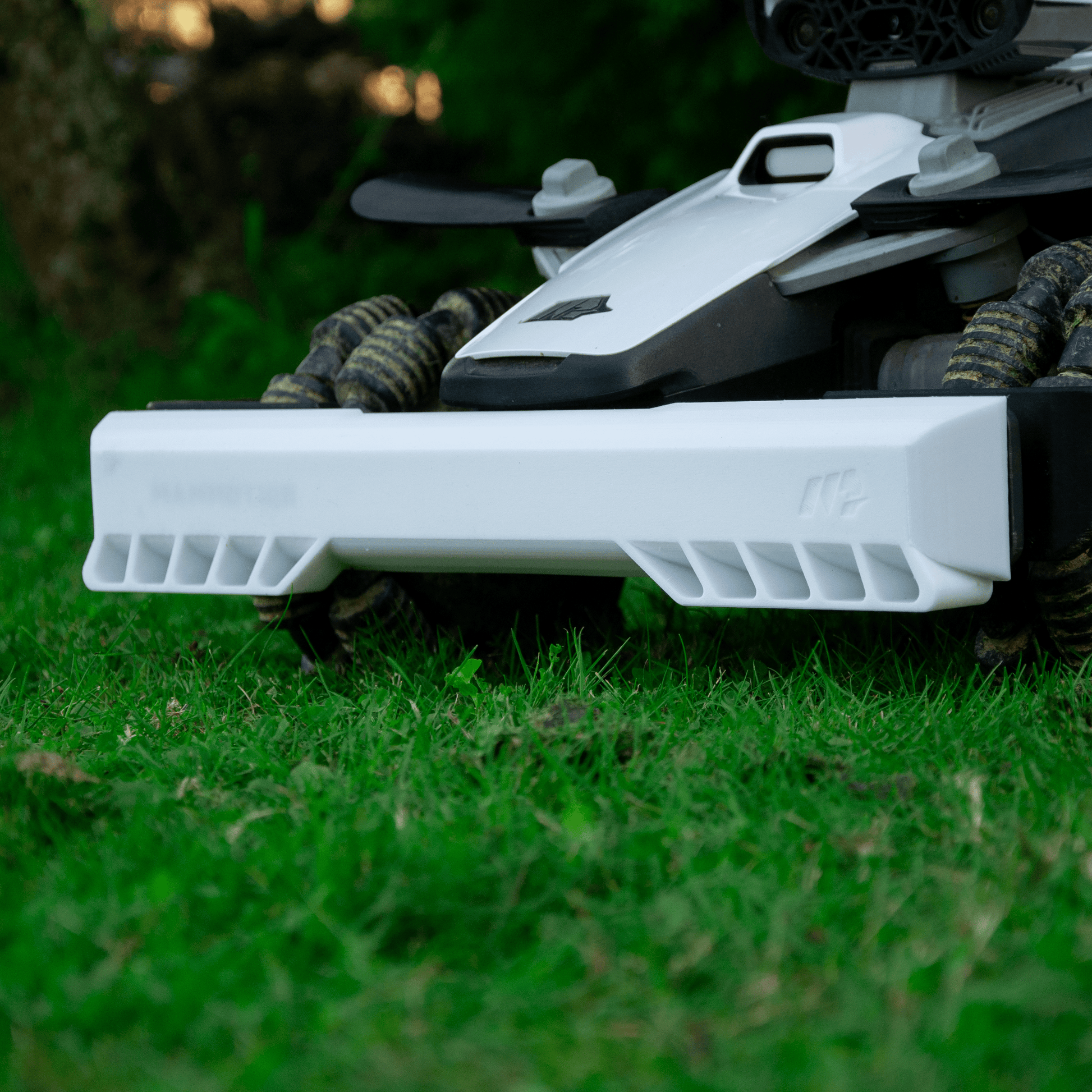 Vordere Schutzstoßstange für Mammotion Luba Mini – Sportstil - Exact Designs